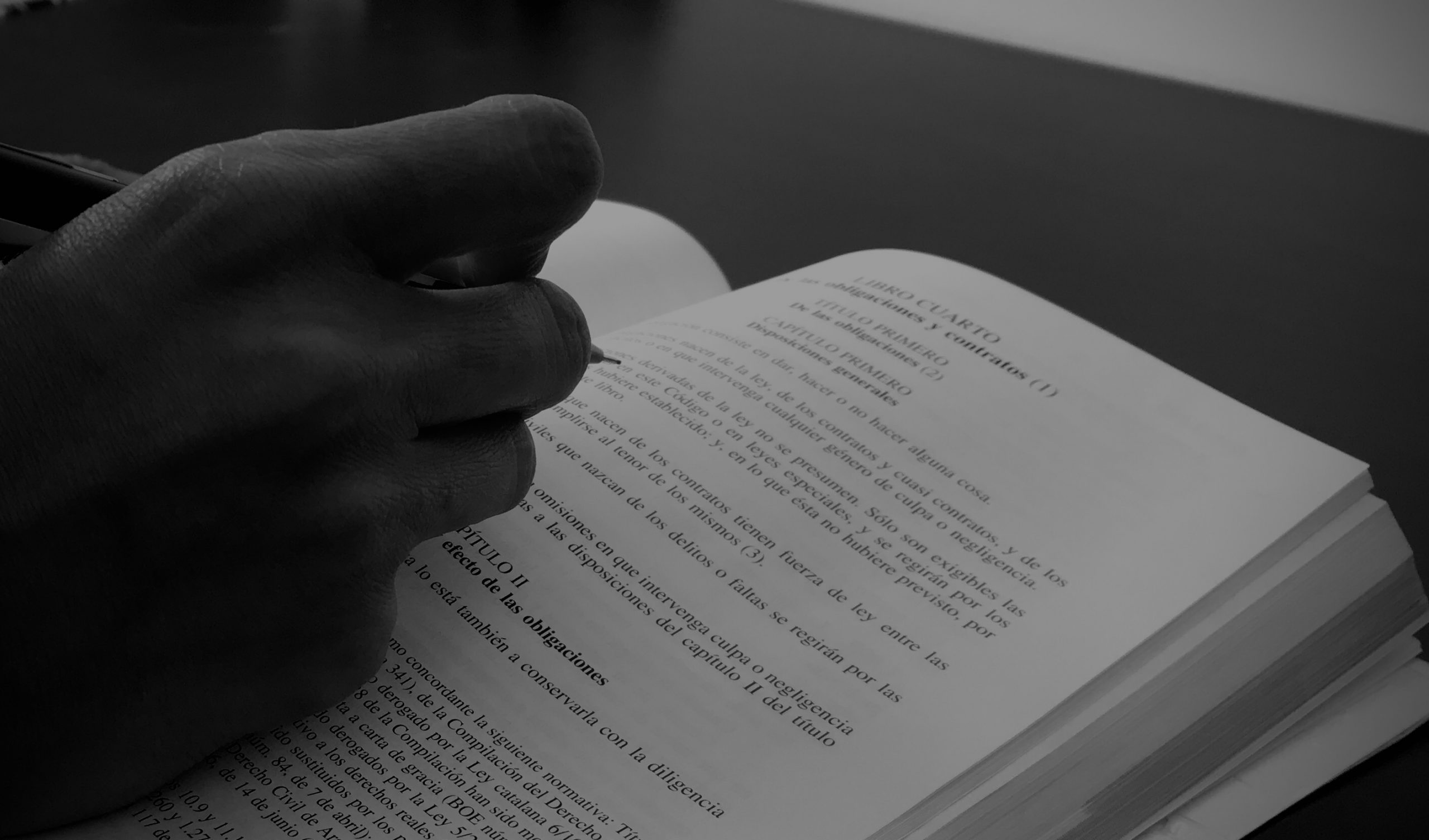 Obligaciones y Contratos